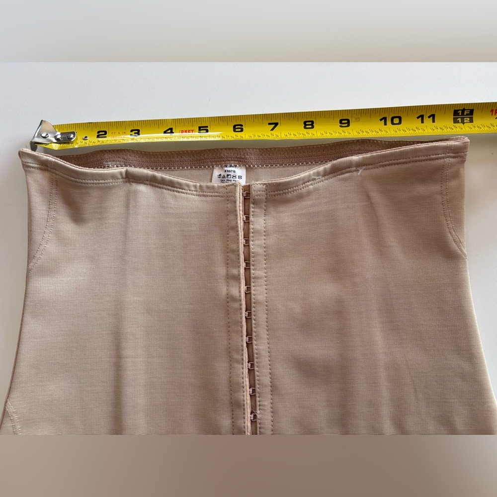 Miraclesuit Inches Off Shapewear Waist Trainer Cincher Corset Warm Beige L - Picture 5 of 10
